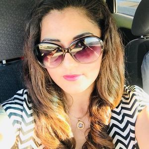 Meet your Posher, Claudia